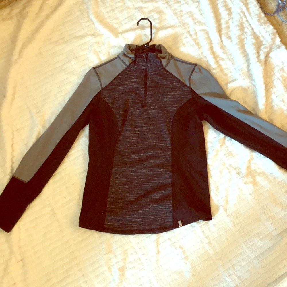 Great lightweight pullover.